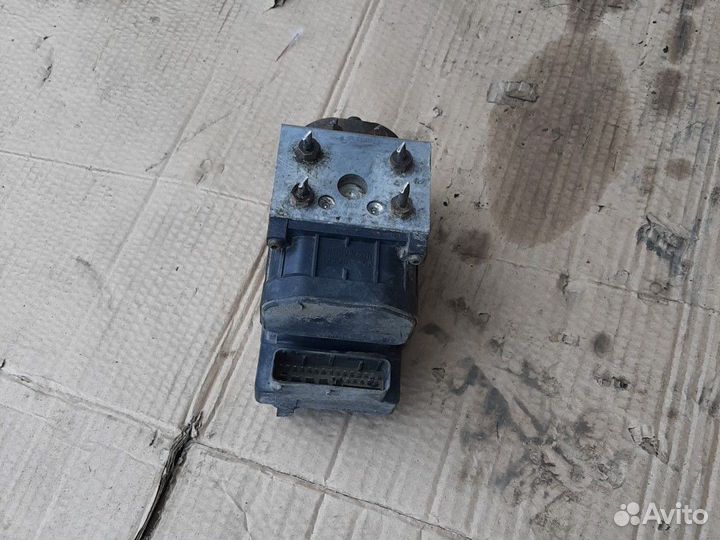 Блок ABS Ниссан Примьера Р11 1995-2002 (насос)
