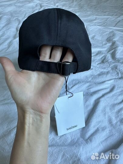 Бейсболка Toteme