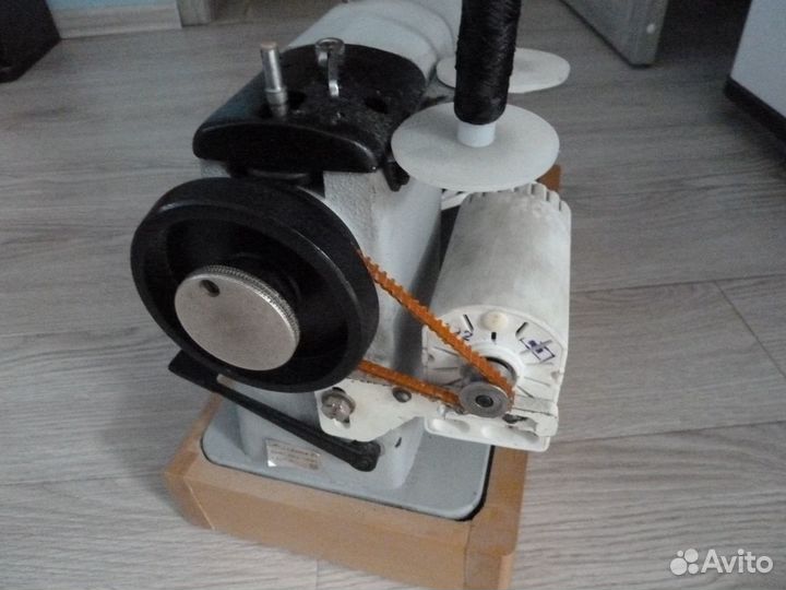 Швейная машина