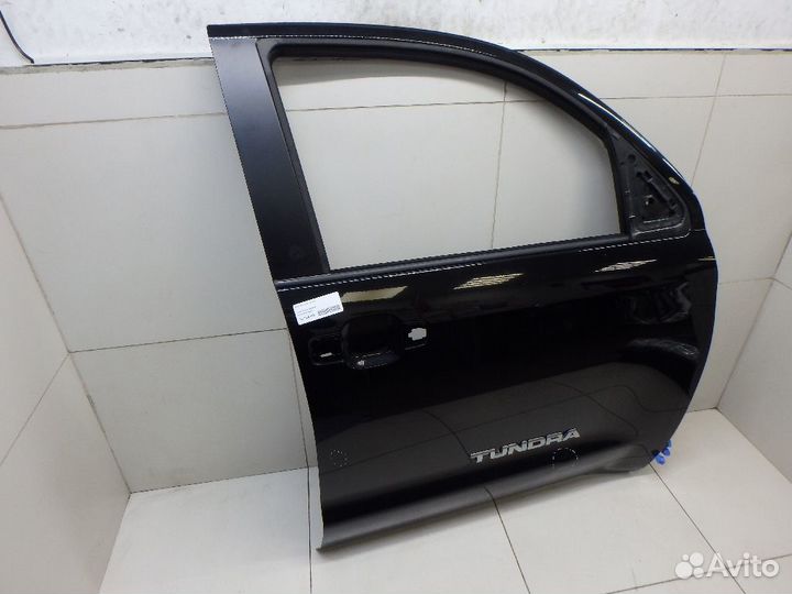 Дверь передняя правая Toyota Tundra 2 2007-2013