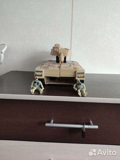 Складной игрушечный Танк