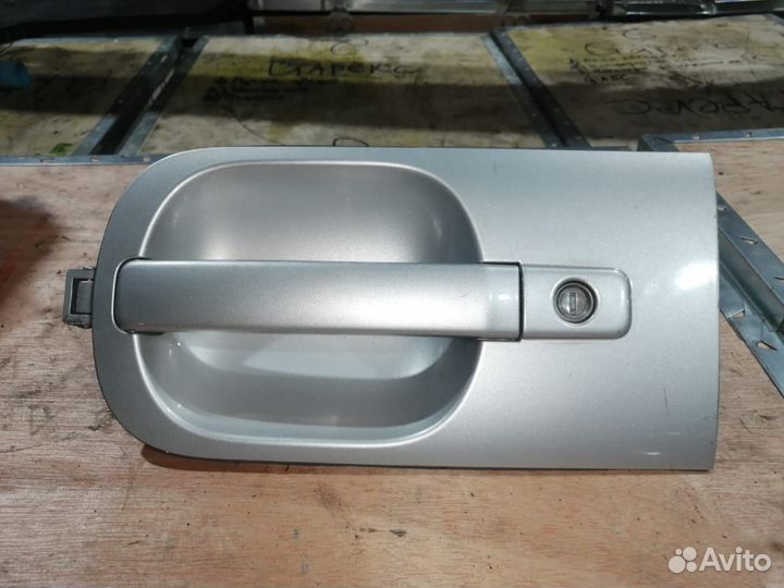 Ручка с водительской двери Hyundai Grand Starex