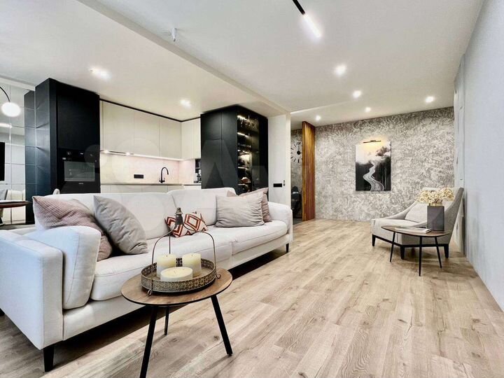 3-к. квартира, 81,4 м², 10/16 эт.