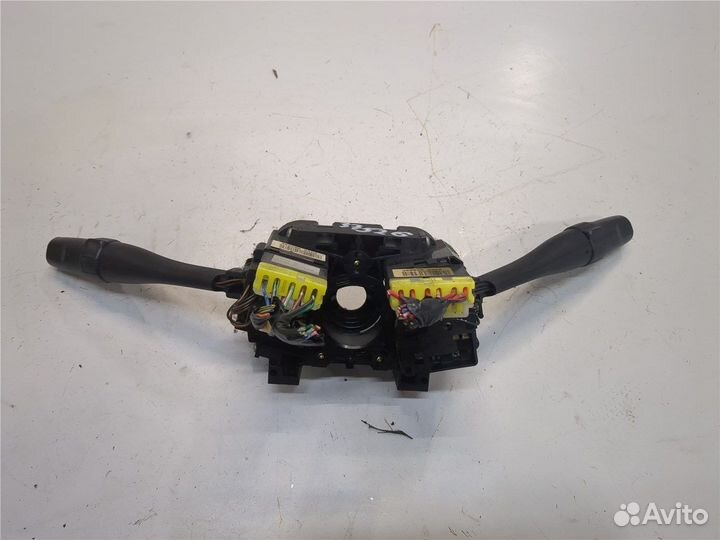 Переключатель поворотов и дворников Nissan Primera