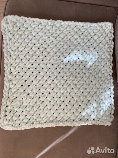 Плед вязанный, ручной работы