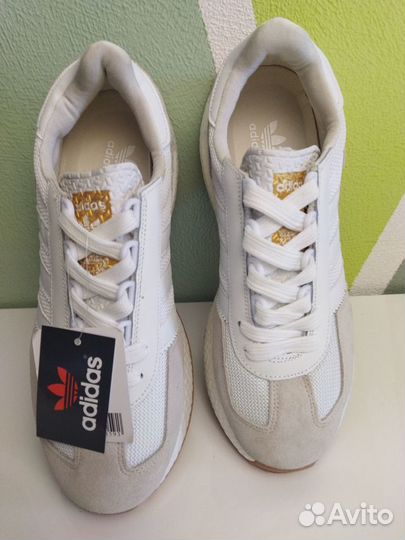 Кроссовки Adidas