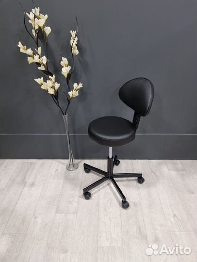 Стул таблетка для мастера,косметолога