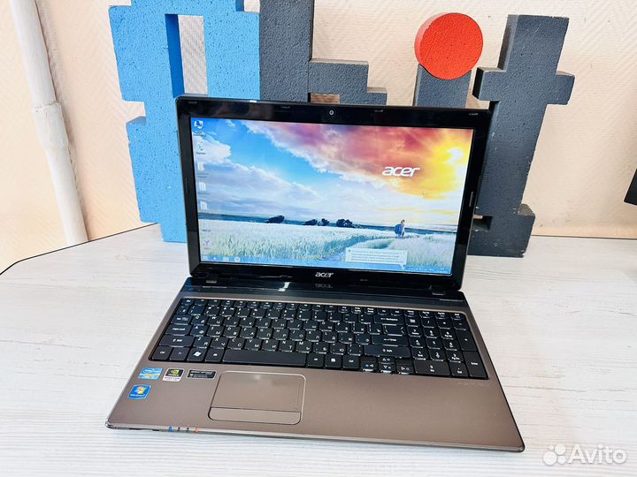 Ноутбук Acer на core i5 + nvidia