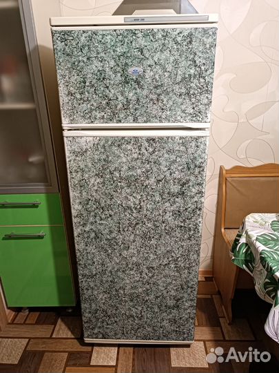 Холодильник атлант двухкамерный