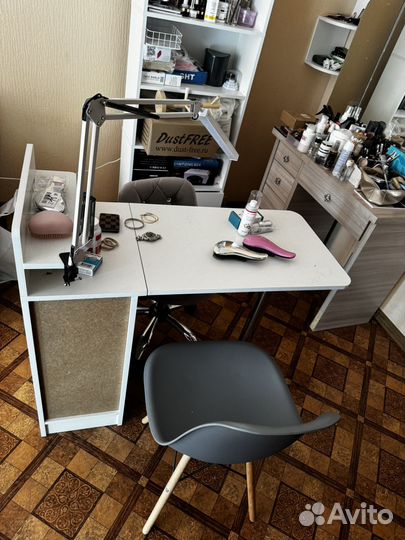 Продаю все для ногтей