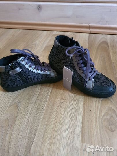 Ботинки кеды Guess 32 для девочки Новые