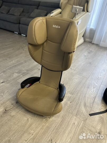 Автокресло babyton comfort fix