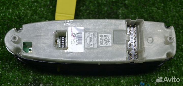 Блок управления стеклоподъемниками Infiniti / Nissan M56, Q70 Y51