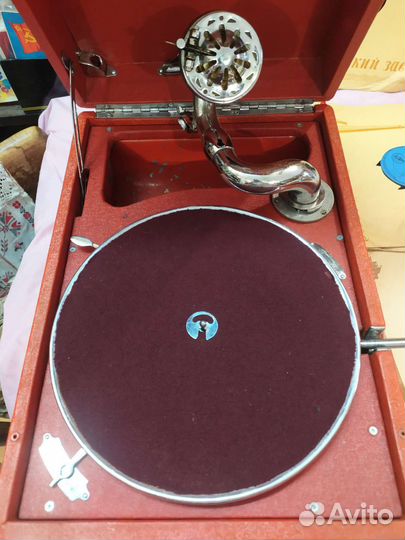 СССР патефон Молот рабочий
