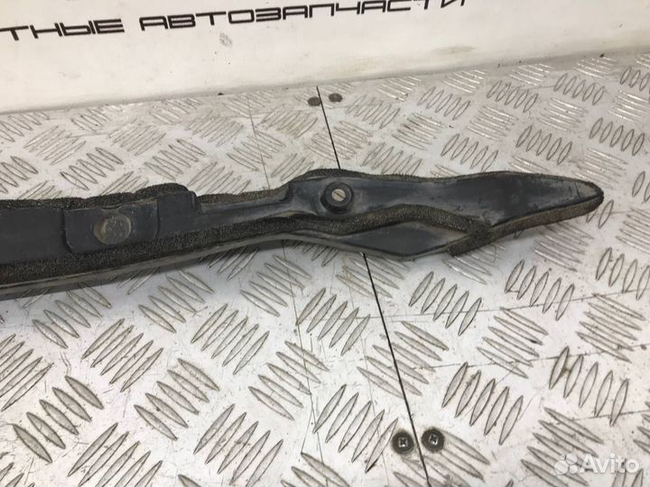 Б/У пыльник крыла передний левый Chevrolet Cruze