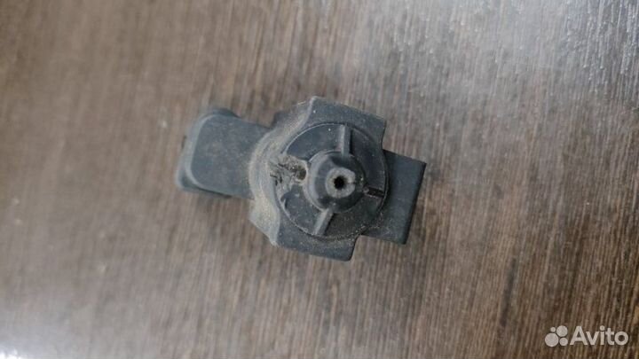 Клапан электромагнитный Skoda Octavia II