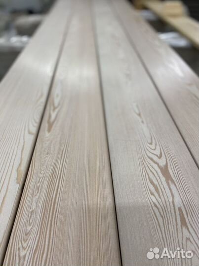 Покраска доски, погонажных изделий