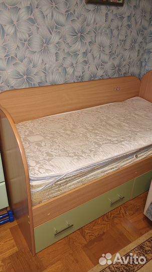 Подростковая кровать бу