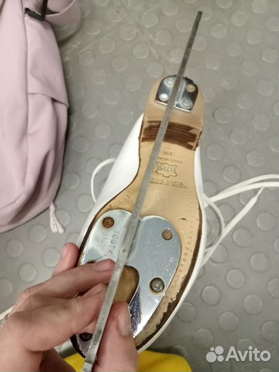 Коньки фигурные