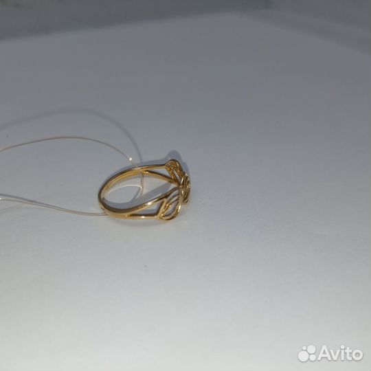 Ювелирное кольцо