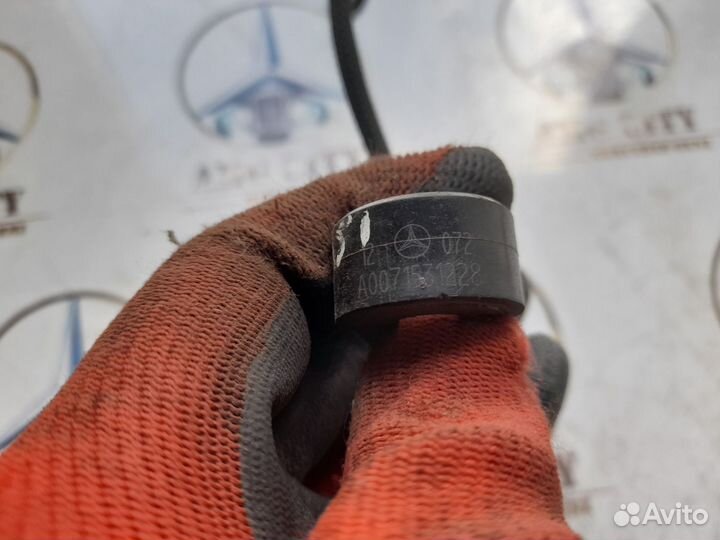 Мерседес Вито Датчик детонации