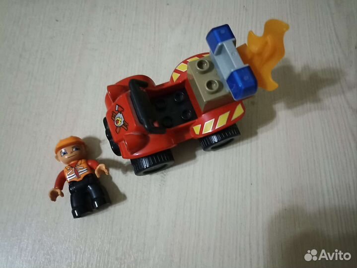Пожарная машина Lego duplo 2-5 лет