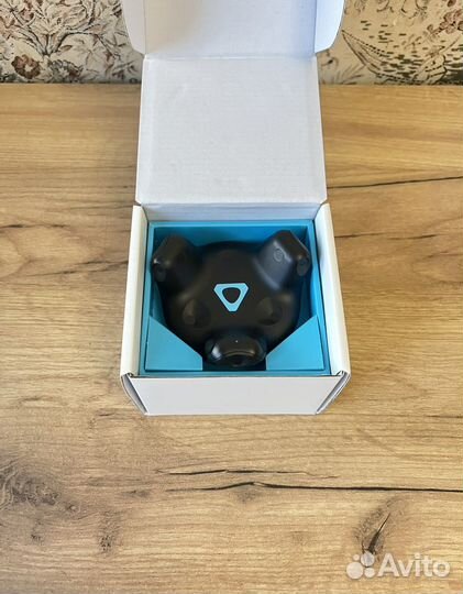 HTC Vive Tracker 2.0