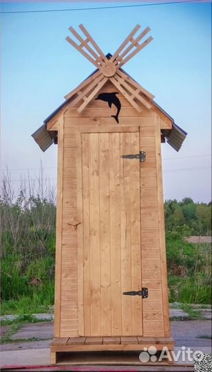 Дачный туалет деревянный