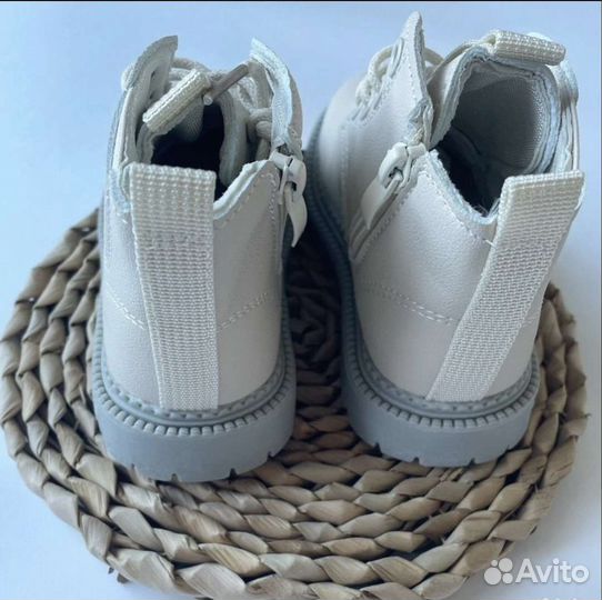 Ботинки детские новые