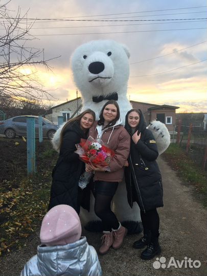 Новогодняя игрушка медведь