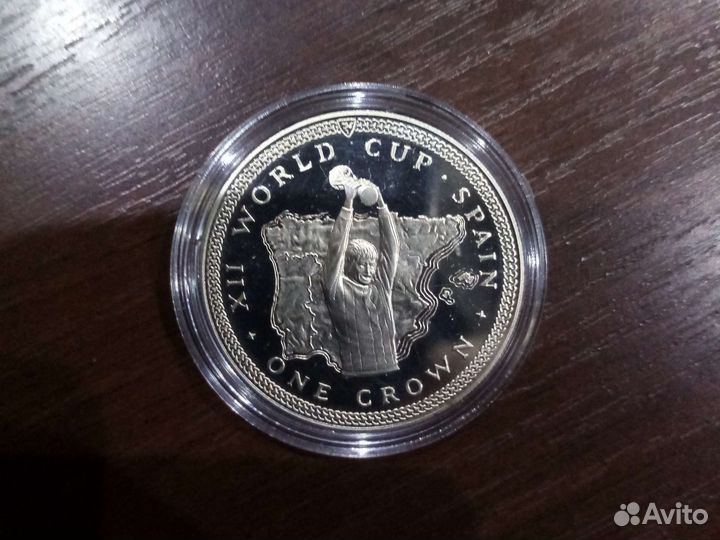 Набор монет острова Мэн к чм по футболу 1982г