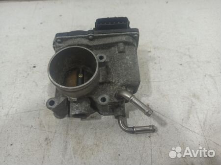 Дроссельная заслонка