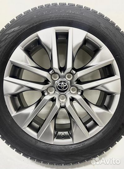 Toyota Rav 4, Nokian Hakkapeliitta 9 235/55 R19