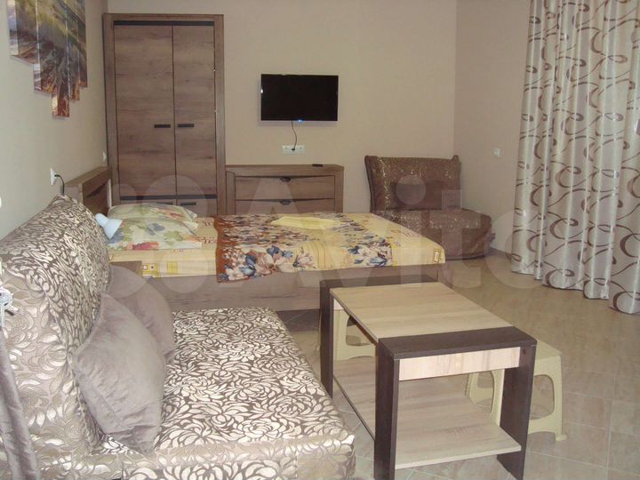 Комната 20 м² в 8-к., 3/3 эт.