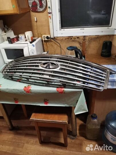 Решетка радиатора infiniti