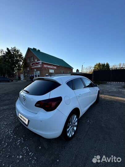 Opel Astra 1.6 МТ, 2012, 176 300 км