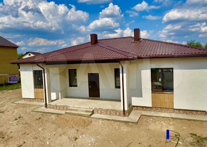 Коттедж 161 м² на участке 15 сот.