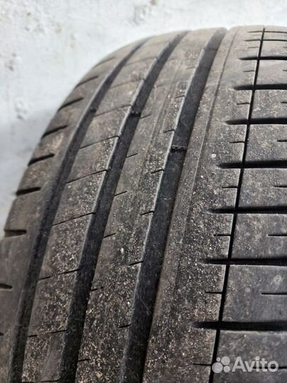 Michelin Pilot Sport 3 235/45 R18