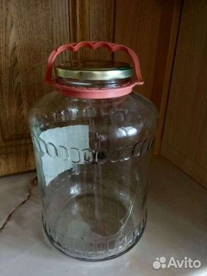 Бутыль стеклянная, емкость