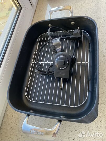 Сковорода Bork электрическая