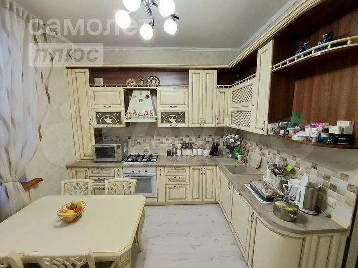 3-к. квартира, 92 м², 3/5 эт.