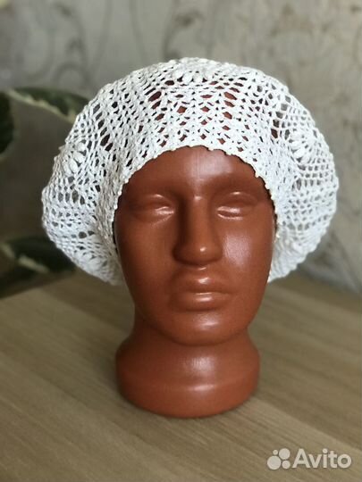 Новый вязанный берет, ручная работа