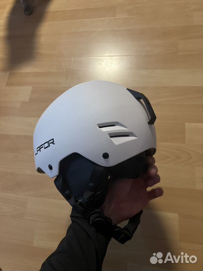 Обменяю горнолыжный шлем М на L (lafor)