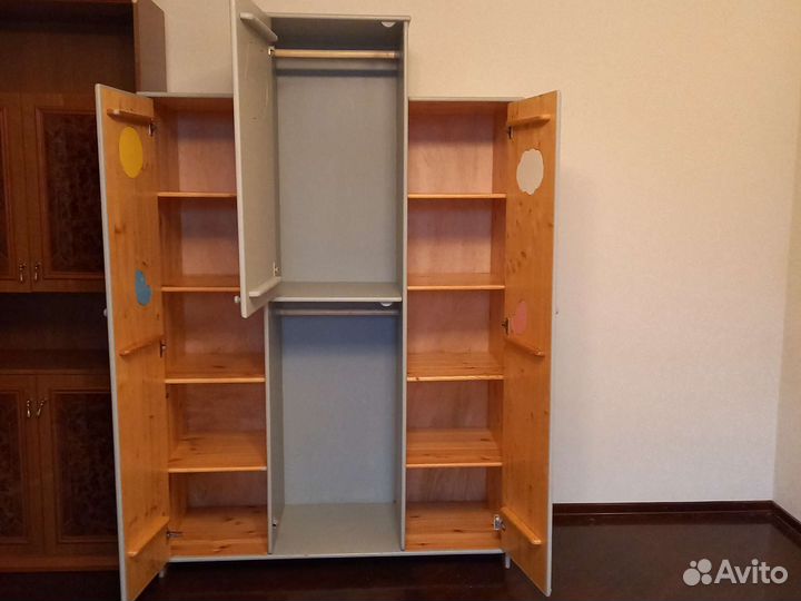 Шкаф из сосны