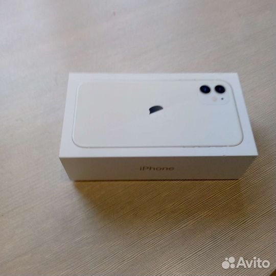 Упаковка Айфон 11