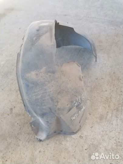 Локер передний правый Фольксваген Гольф 6