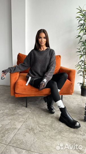 Свитер Balenciaga