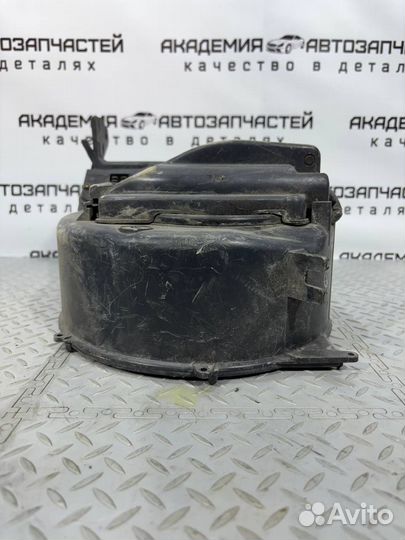 Корпус моторчика печки Toyota 4Runner RN130