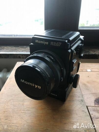 Среднеформатная камера Mamiya RZ67
