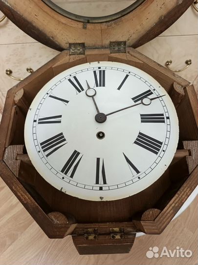 Антикварные часы Шайба